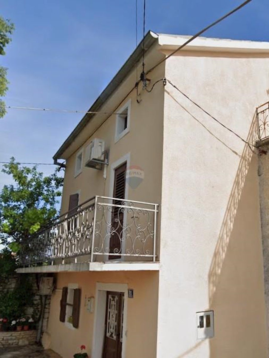 Hiša Kanfanar, 100m2