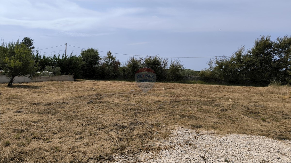 Stavbno zemljišče Majmajola, Vodnjan, 659m2