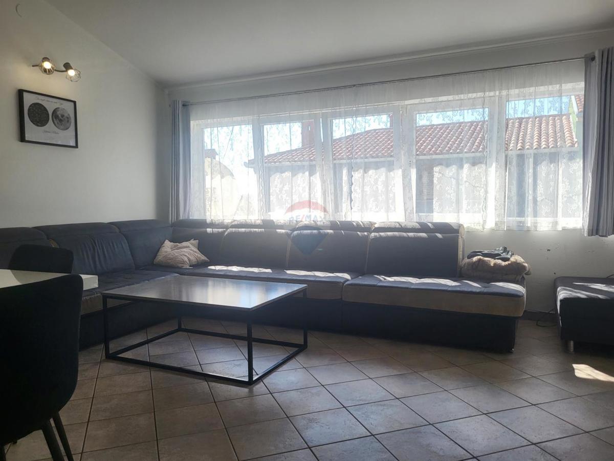 Stanovanje/Apartma Gregovica, Pula, 117,52m2