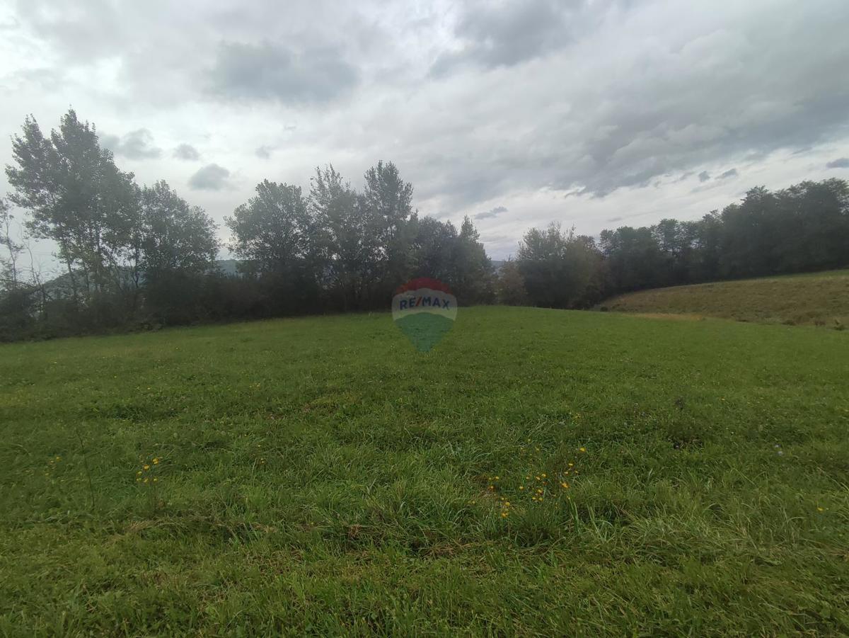 Stavbno zemljišče Bosiljevo, 2.525m2