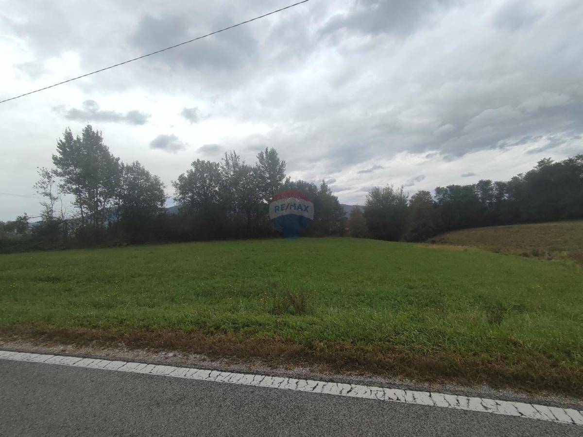Stavbno zemljišče Bosiljevo, 2.525m2