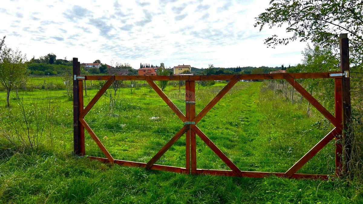 Stavbno zemljišče Materada, Umag, 2.930m2