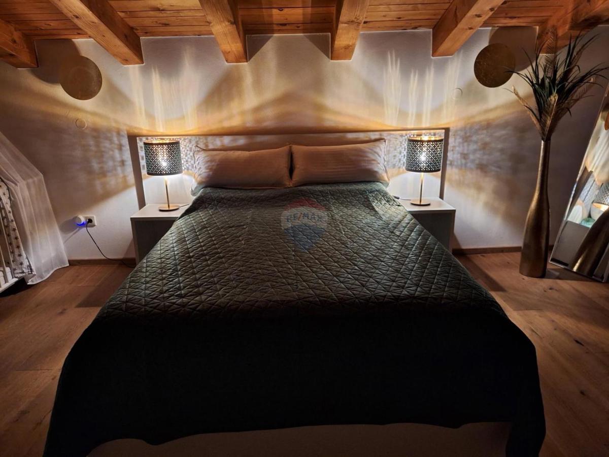 Hiša Labinci, Kaštelir-Labinci, 350m2