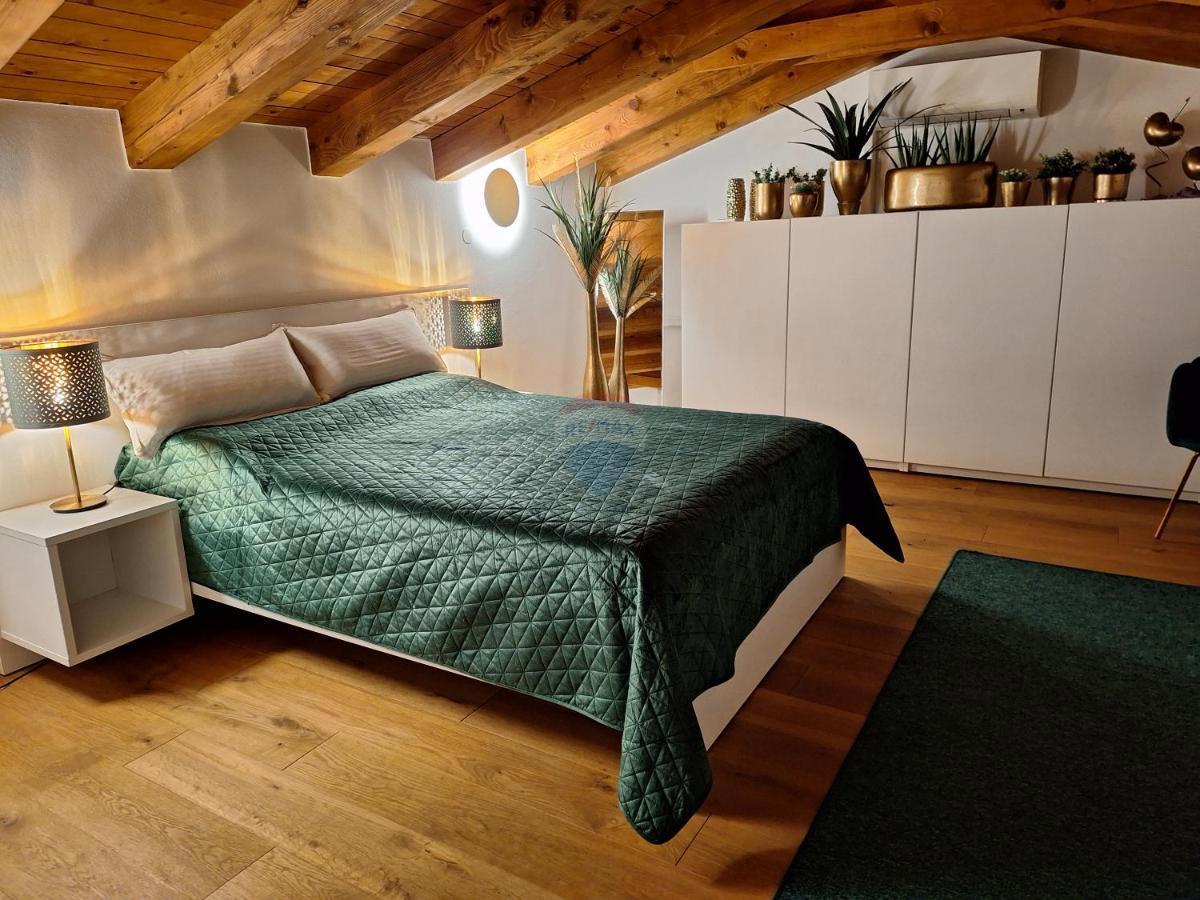 Hiša Labinci, Kaštelir-Labinci, 350m2