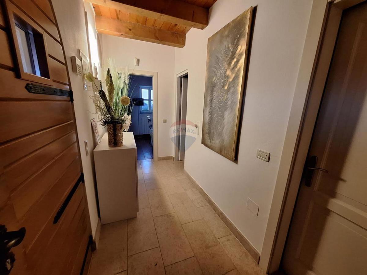 Hiša Labinci, Kaštelir-Labinci, 350m2