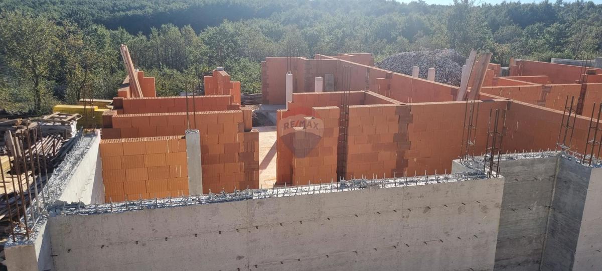 Hiša Majmajola, Vodnjan, 260m2
