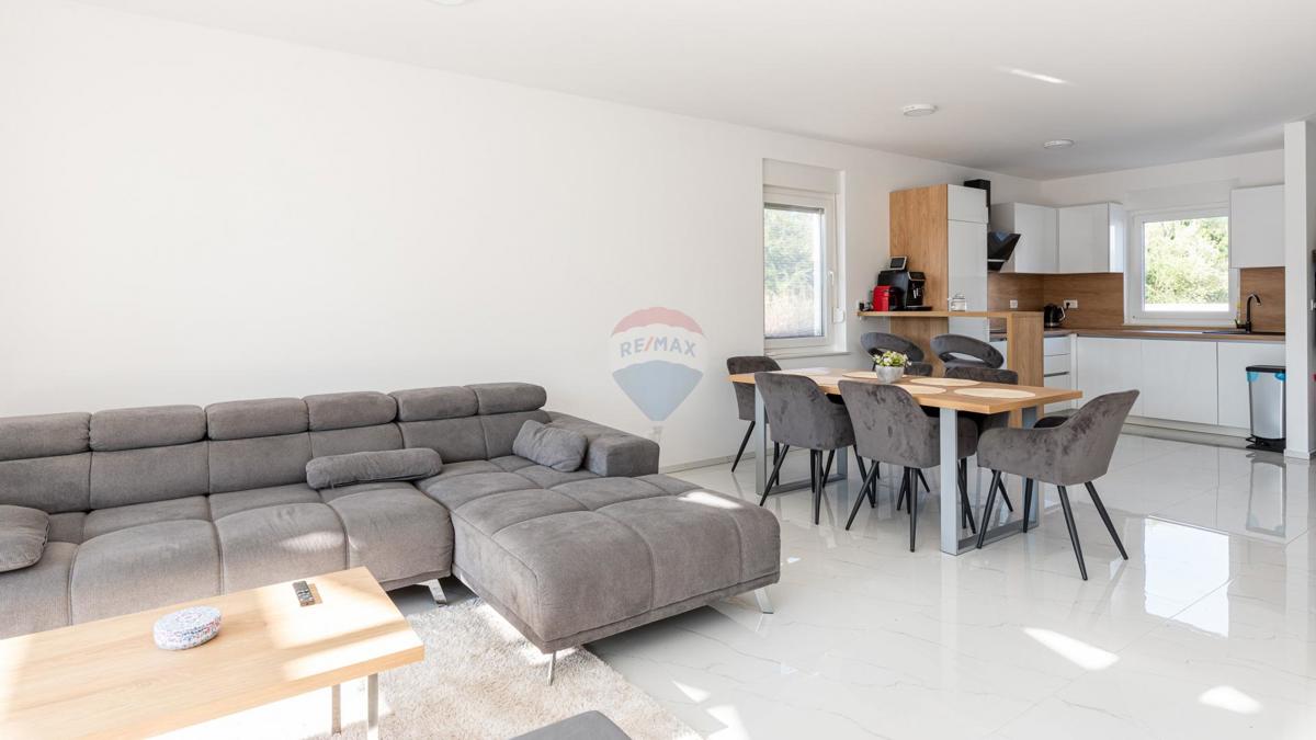 Hiša Umag, 122m2