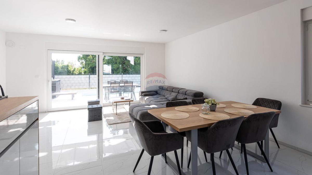 Hiša Umag, 122m2