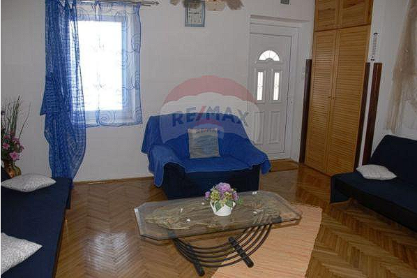 Hiša Sveti Juraj, Senj, 782m2