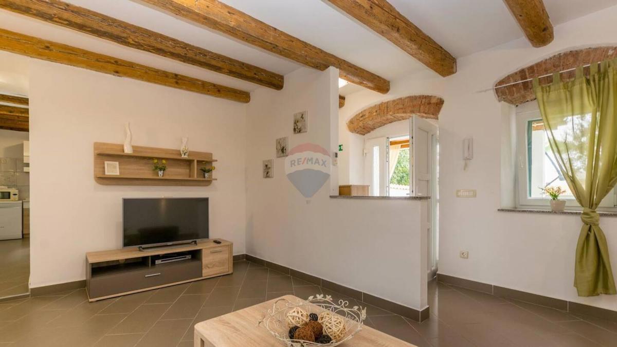 Hiša okolica Pule, Pula, 210m2