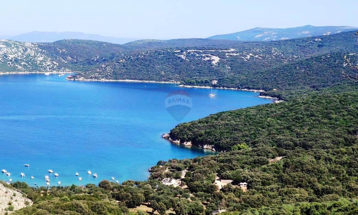 Stavbno zemljišče Ustrine, Mali Lošinj, 1.744m2