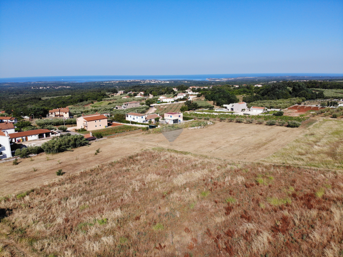 Stavbno zemljišče Valentići, Kaštelir-Labinci, 1.011m2