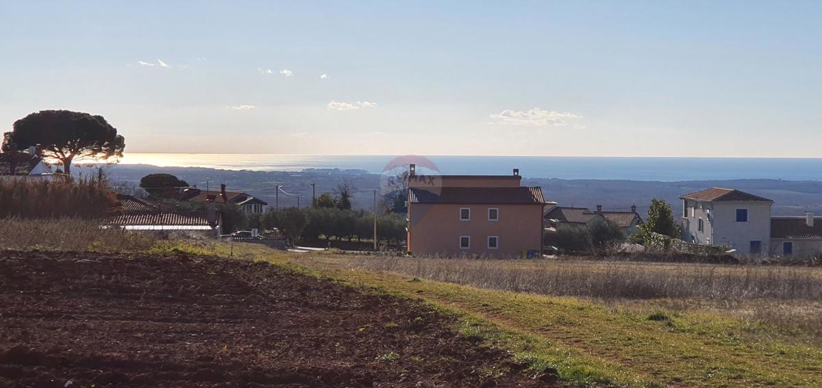 Stavbno zemljišče Valentići, Kaštelir-Labinci, 1.011m2