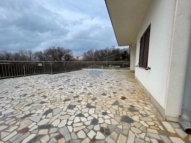 Hiša Smokvica Krmpotska, Novi Vinodolski, 281m2