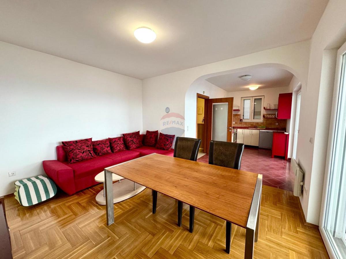 Hiša Klenovica, Novi Vinodolski, 200m2