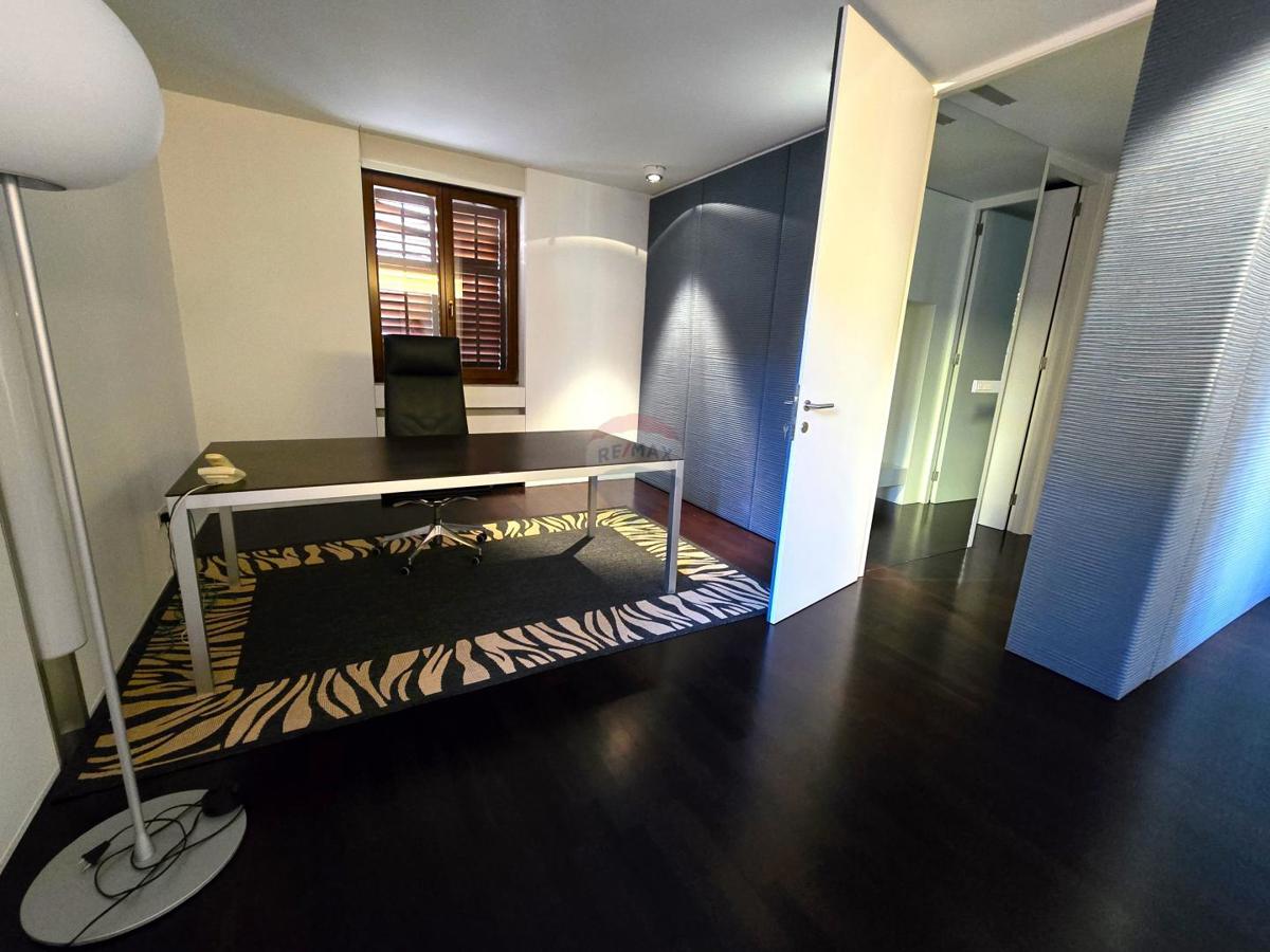 Stanovanje/Apartma Rovinj, 171m2