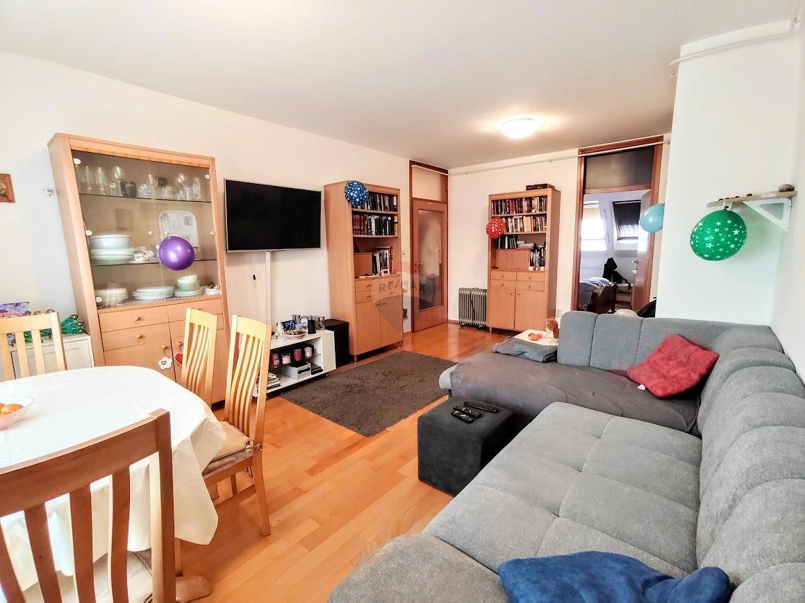 Stanovanje/Apartma Luščić, Karlovac, 91m2