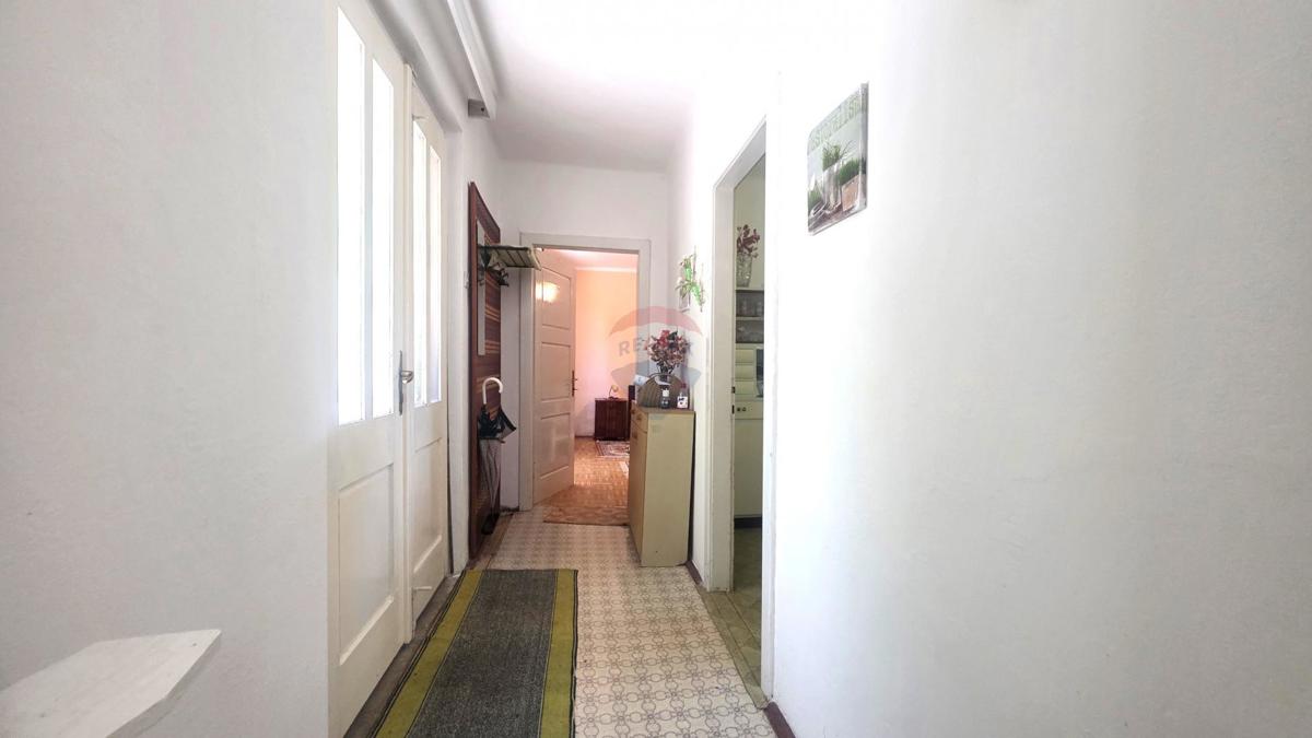 Hiša Lupoglav, 160m2