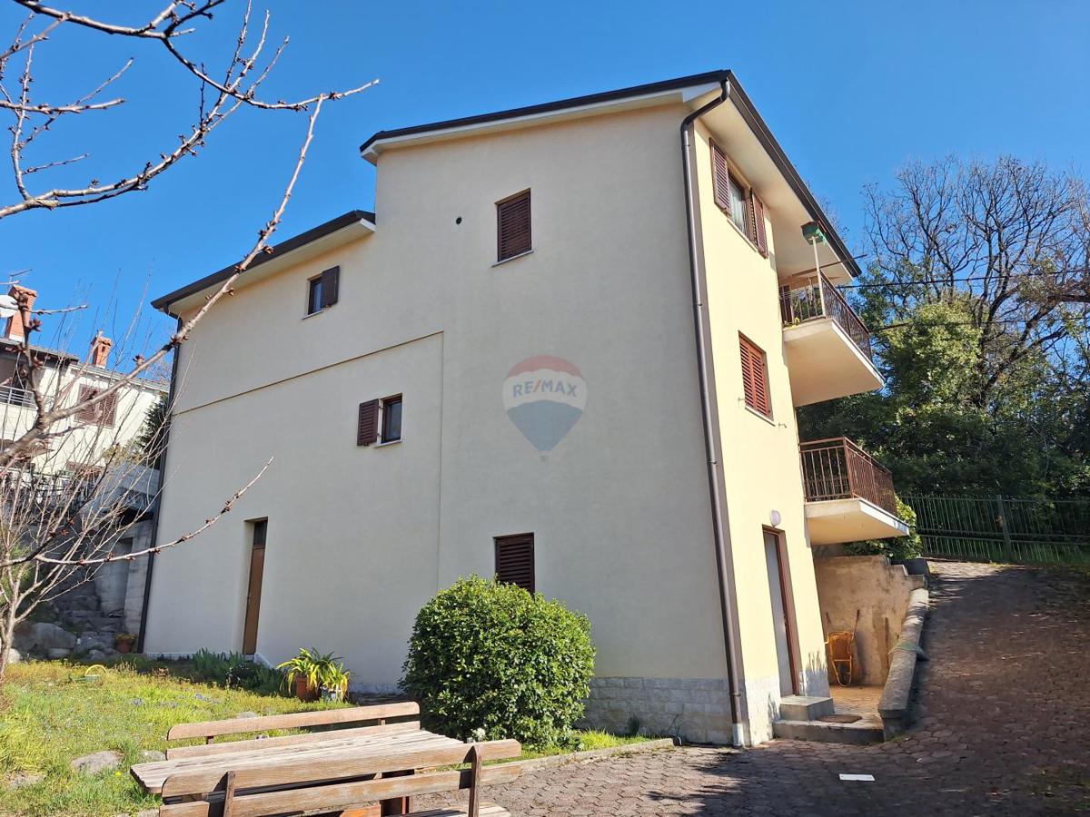 Hiša Pobri, Opatija - Okolica, 210m2