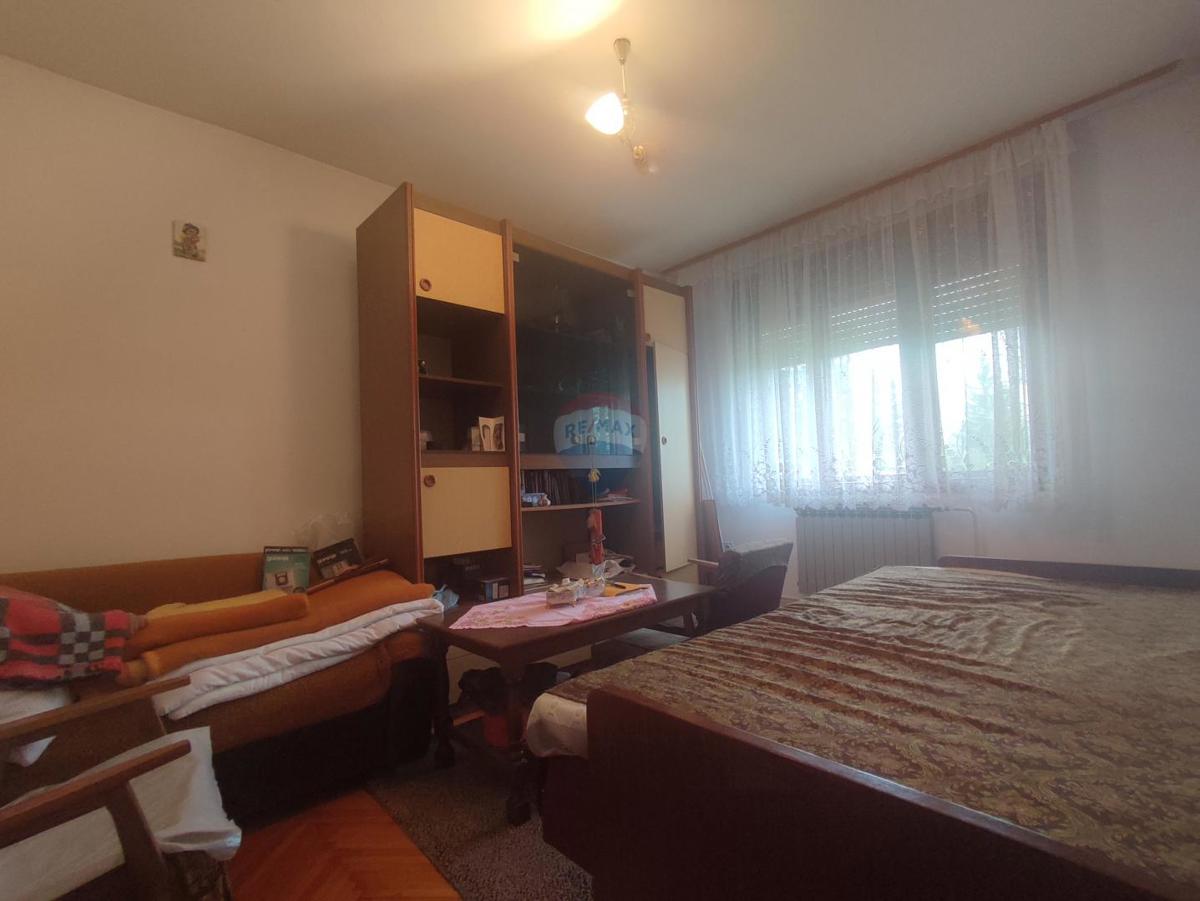Hiša Tounj, 70m2