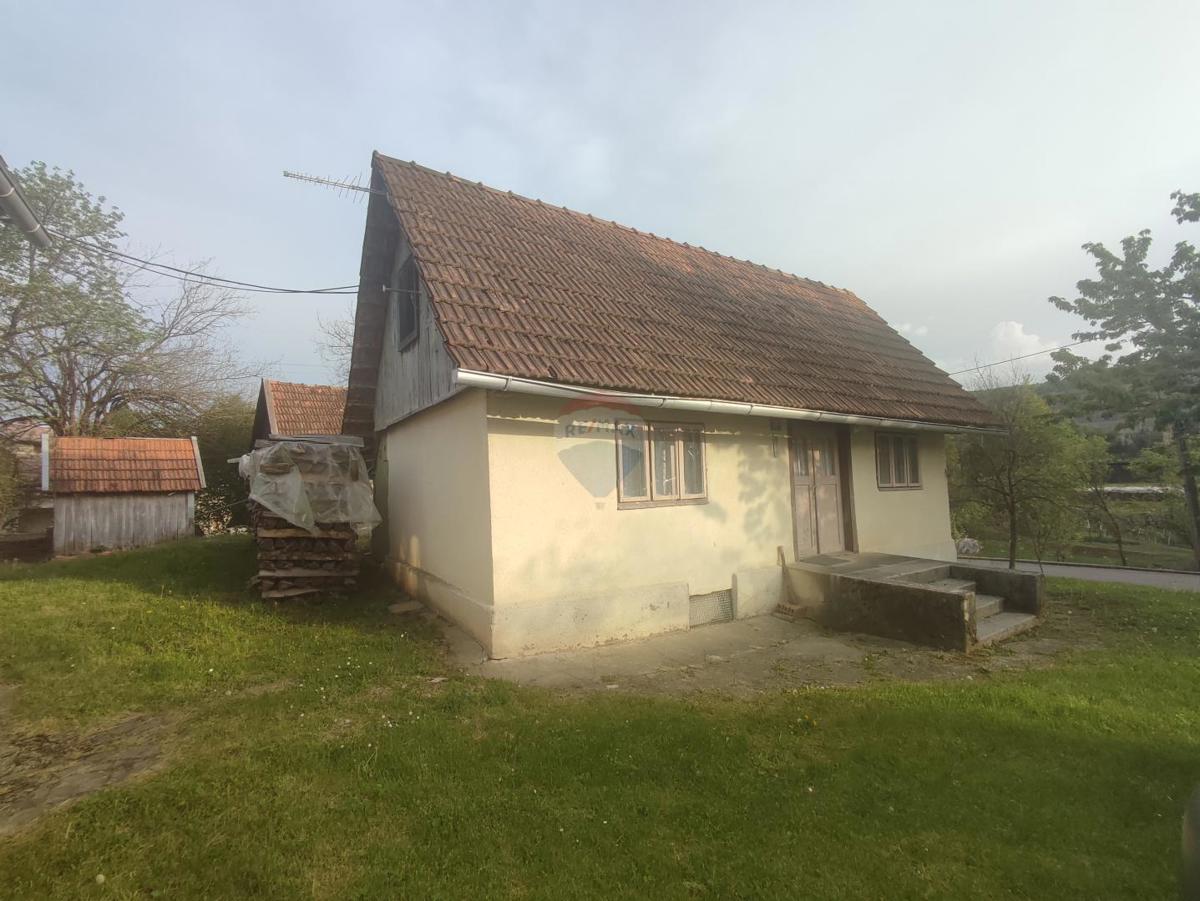 Hiša Tounj, 70m2