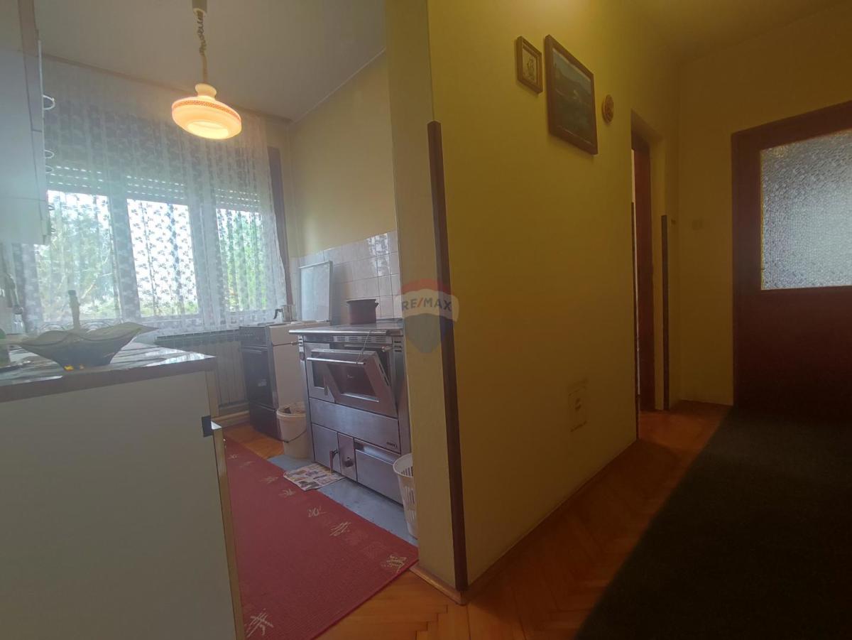 Hiša Tounj, 70m2