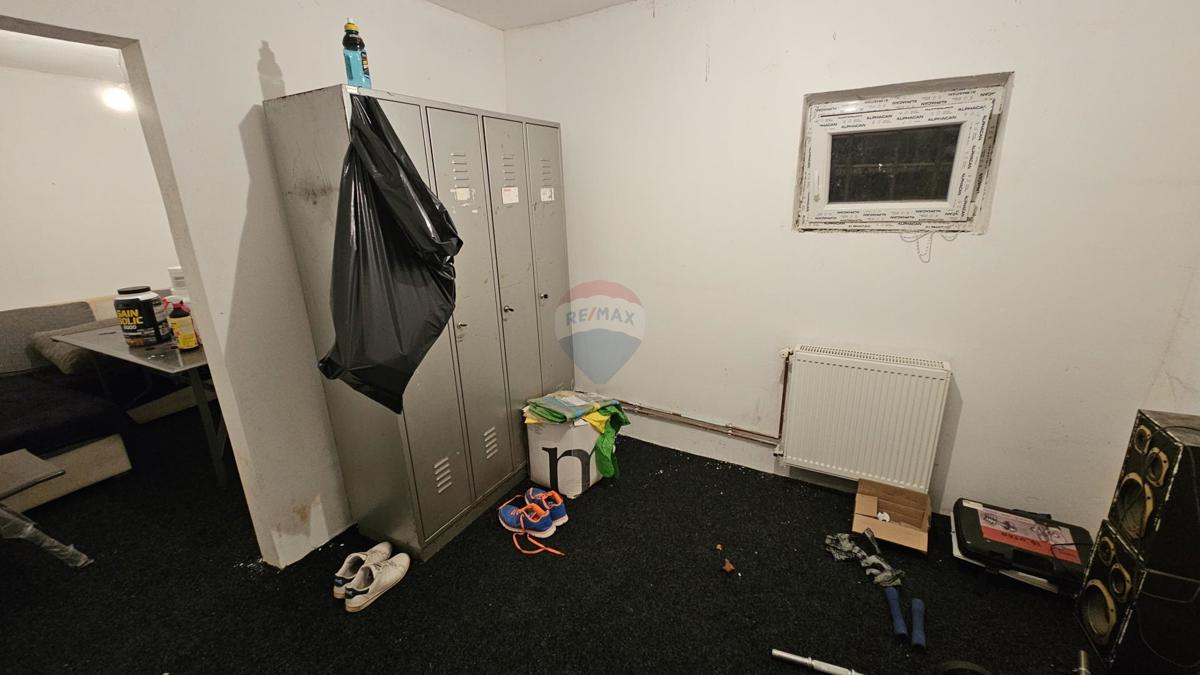 Poslovni prostori Delnice, 1.000m2