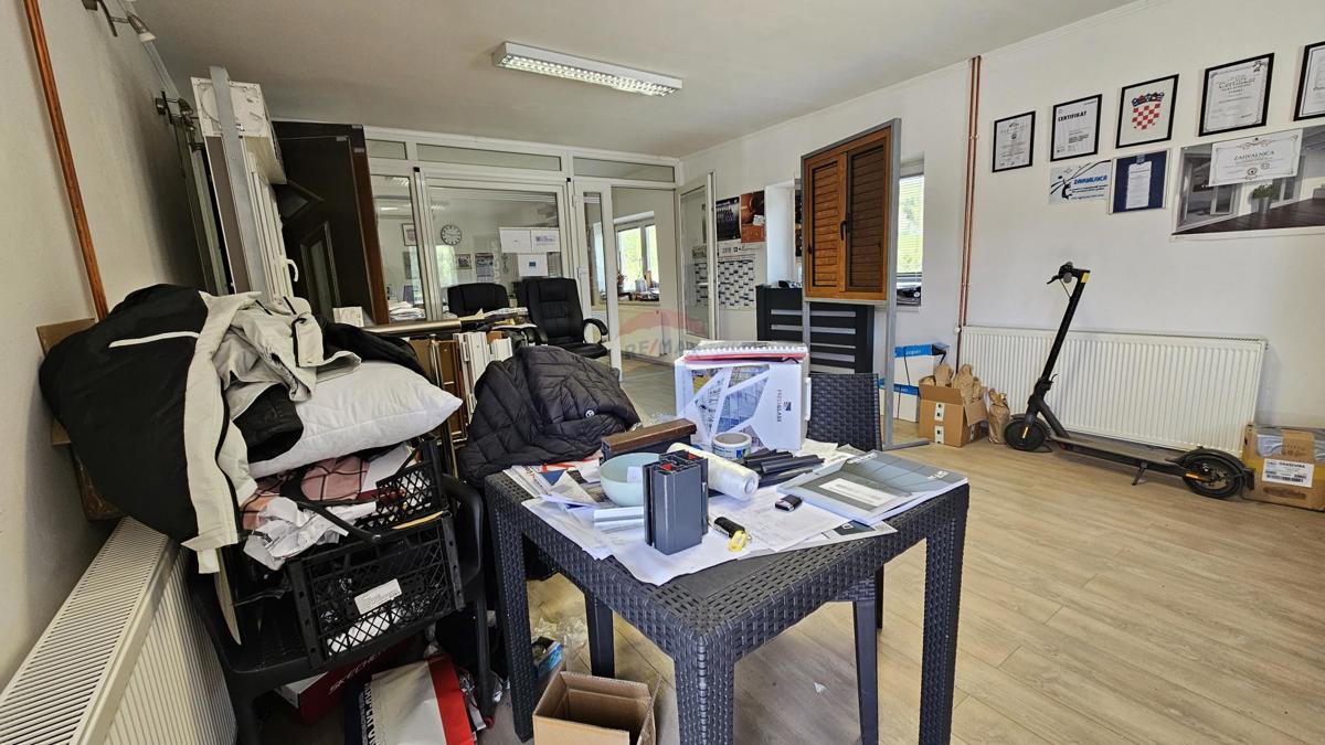 Poslovni prostori Delnice, 1.000m2