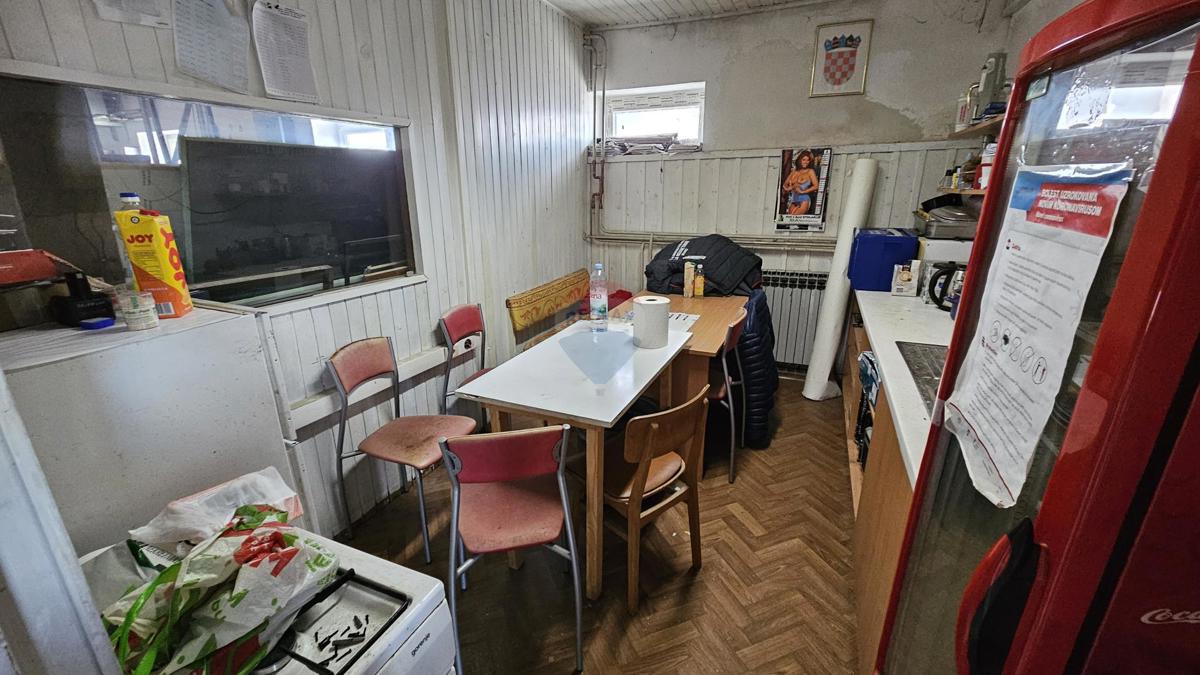 Poslovni prostori Delnice, 1.000m2