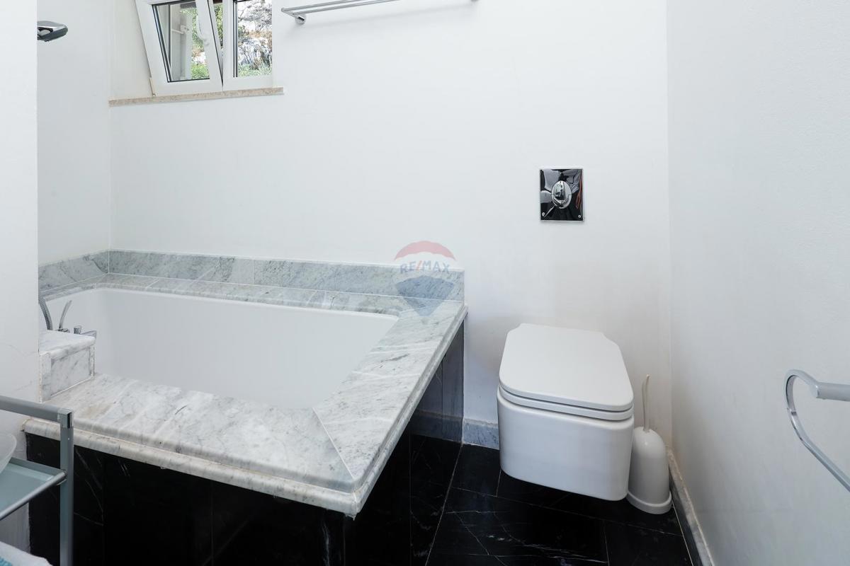 Stanovanje/Apartma Liganj, Lovran, 123m2
