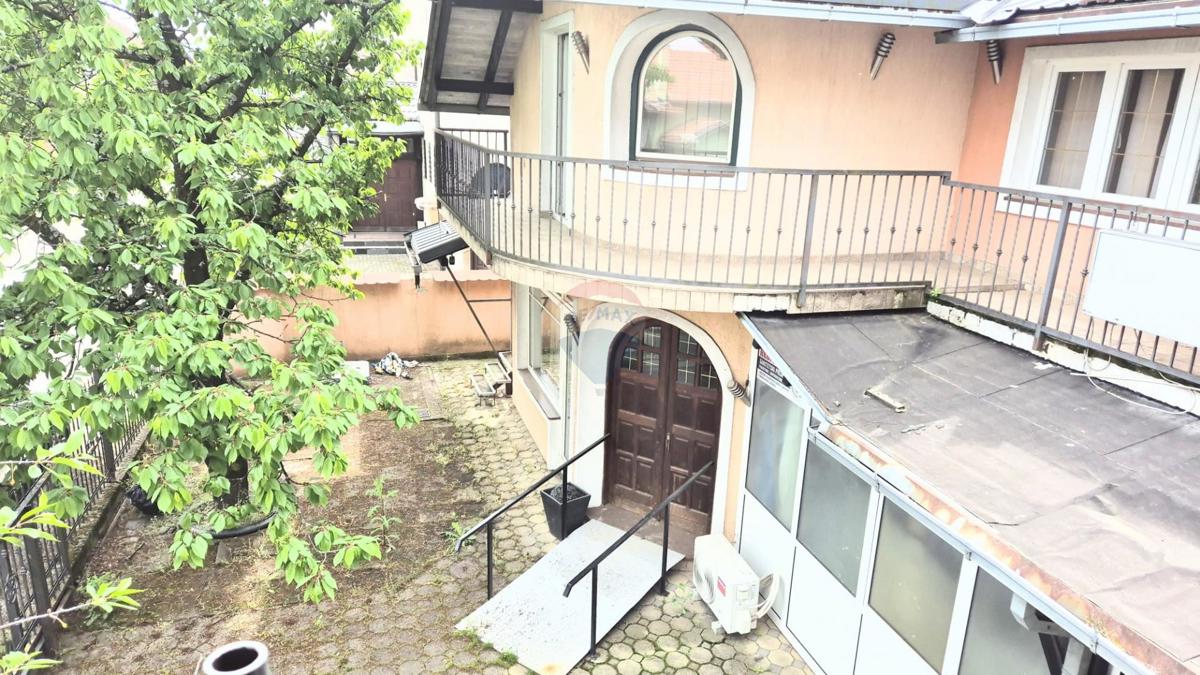 Hiša Zeleni brijeg, Sisak, 530m2