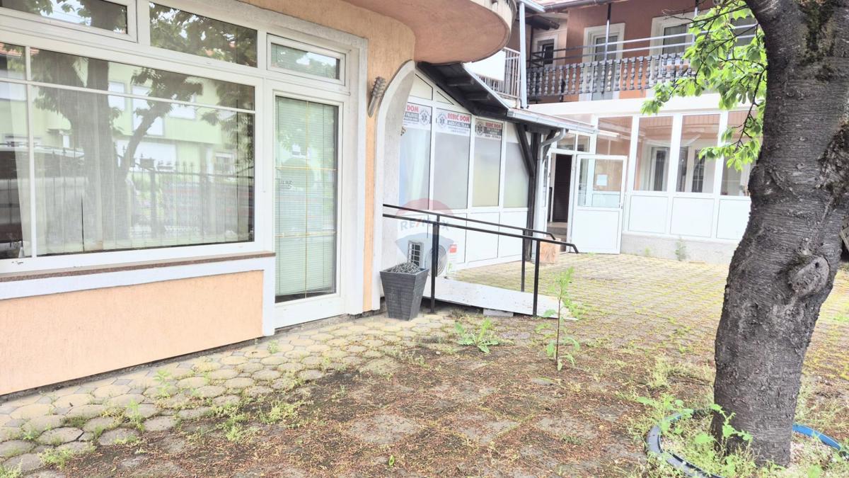 Hiša Zeleni brijeg, Sisak, 530m2