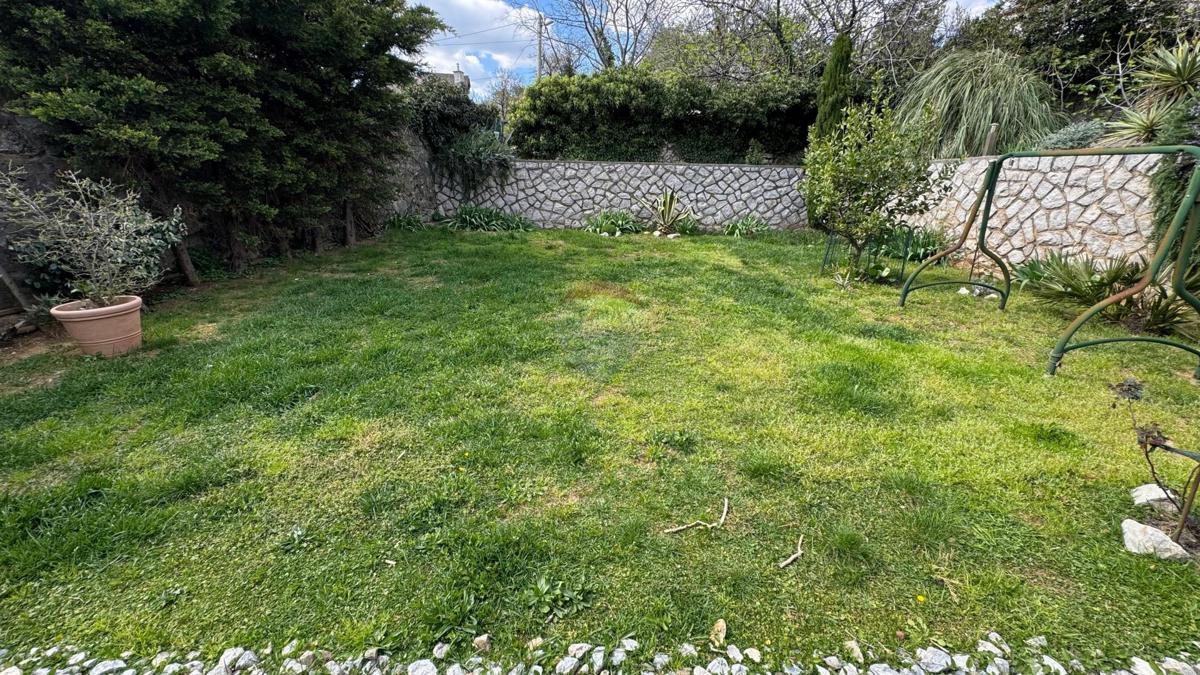 Hiša Kostrena Sveta Barbara, Kostrena, 93m2