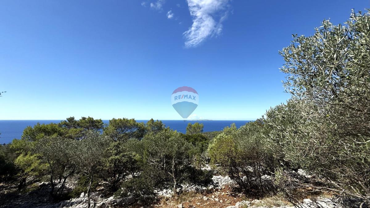 Stavbno zemljišče Veli Lošinj, Mali Lošinj, 795m2