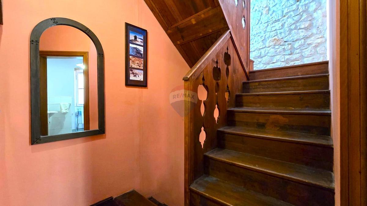 Hiša Rovinj, 130m2