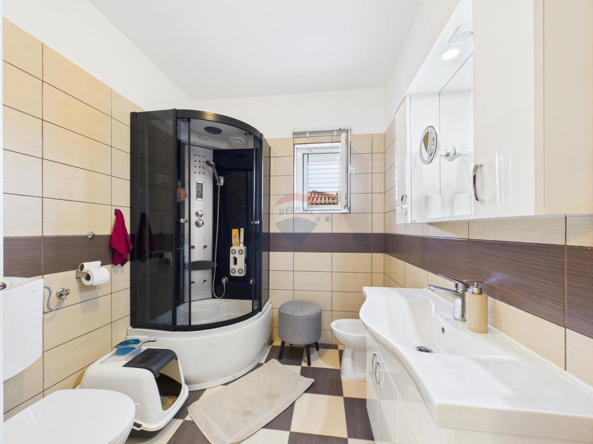 Stanovanje/Apartma Ližnjan, 70,15m2