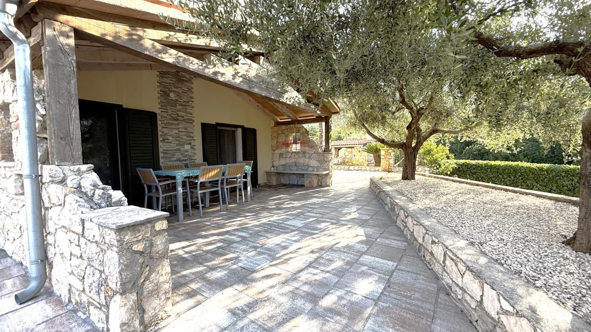 Hiša Nerezine, Mali Lošinj, 1.559m2