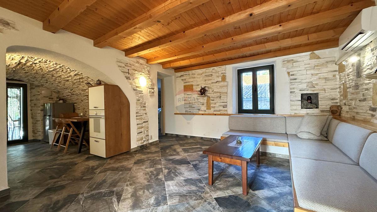 Hiša Nerezine, Mali Lošinj, 1.559m2