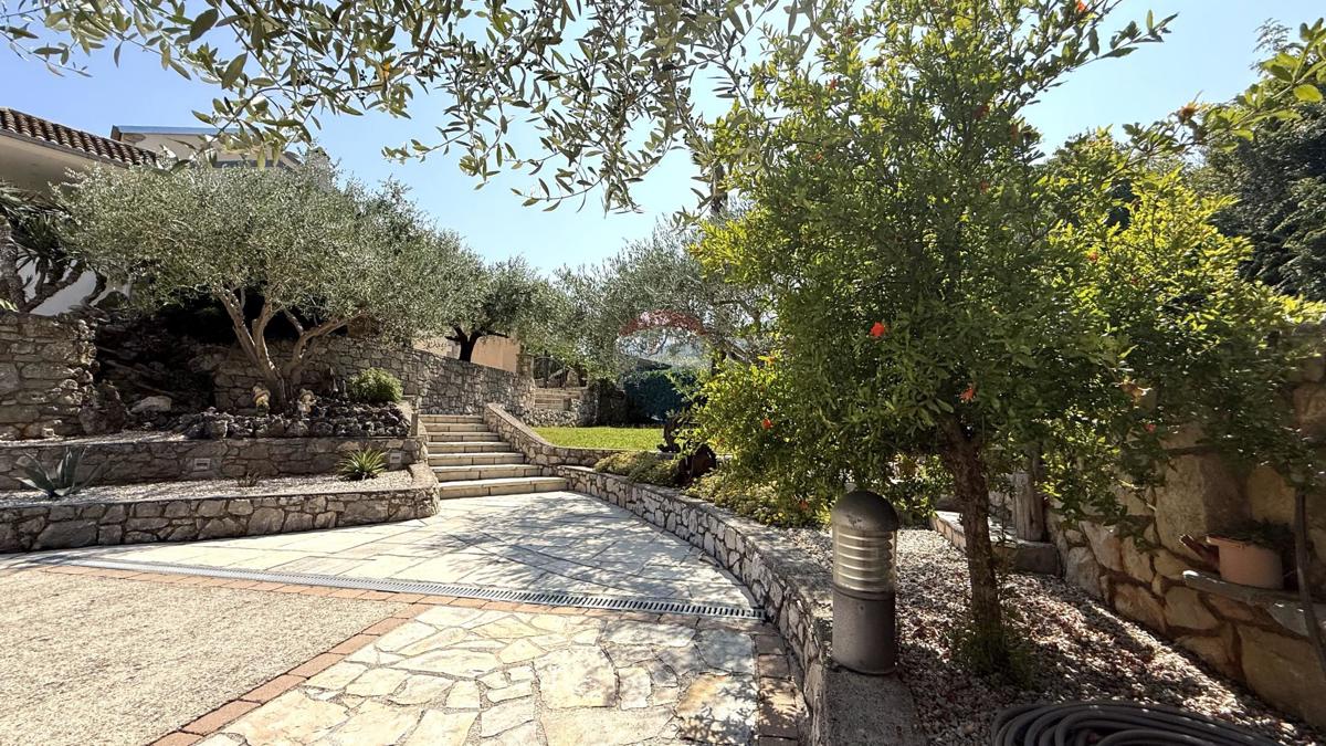 Hiša Nerezine, Mali Lošinj, 1.559m2