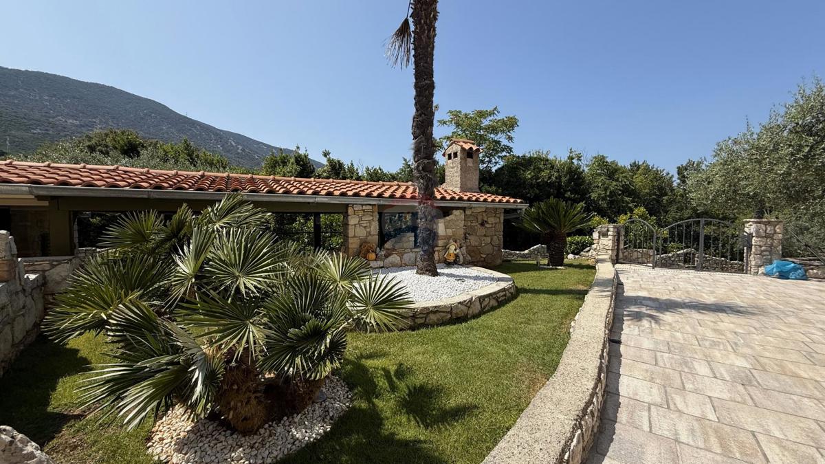 Hiša Nerezine, Mali Lošinj, 1.559m2