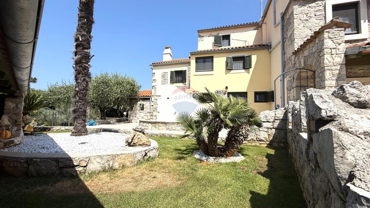 Hiša Nerezine, Mali Lošinj, 1.559m2