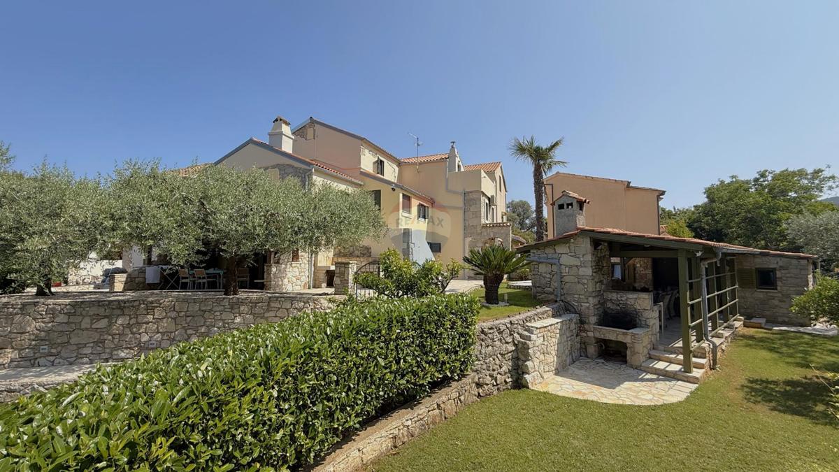 Hiša Nerezine, Mali Lošinj, 1.559m2