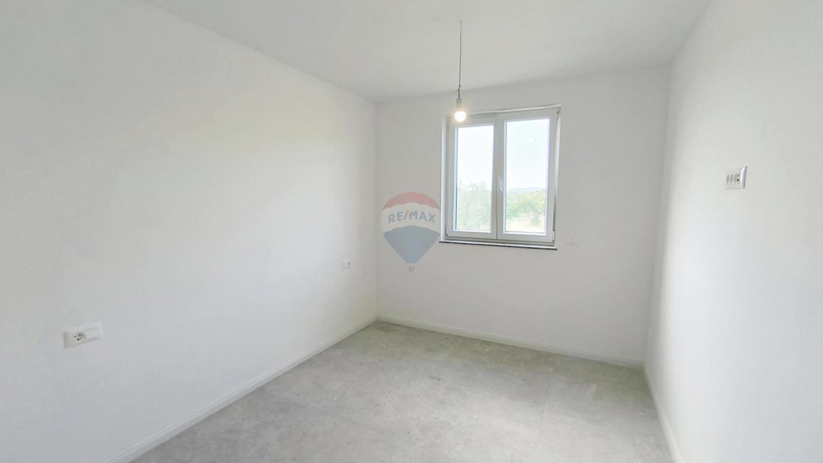 Istra, Valbandon – dvosobno stanovanje z vrtom, novogradnja