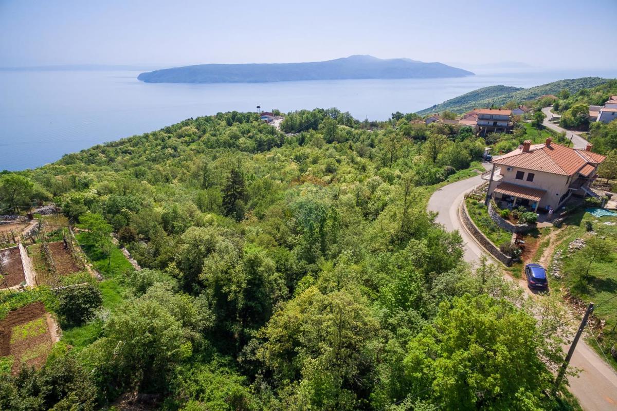 Sveta Jelena, Mošćenička Draga, 2.023m2