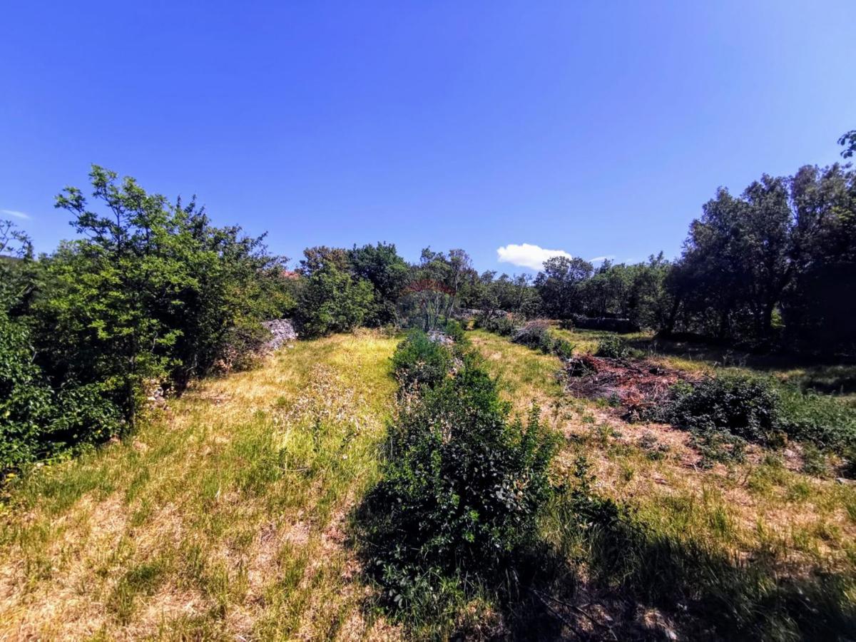 Stavbno zemljišče Hreljin, Bakar, 2.410m2