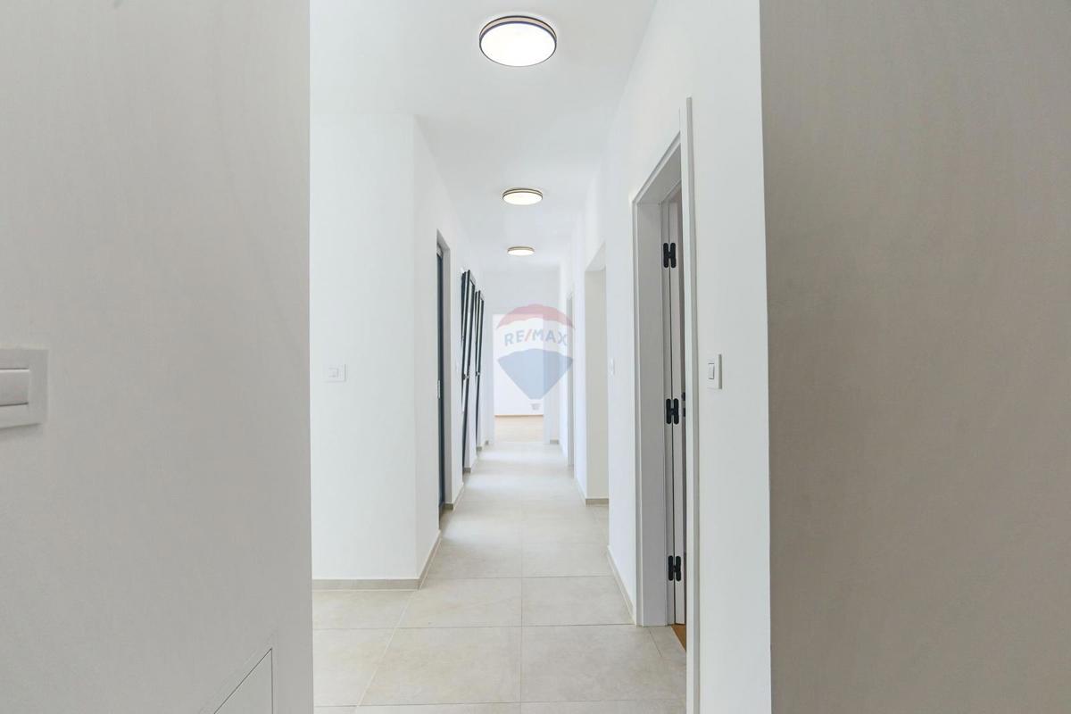 Hiša Žminj, 170m2
