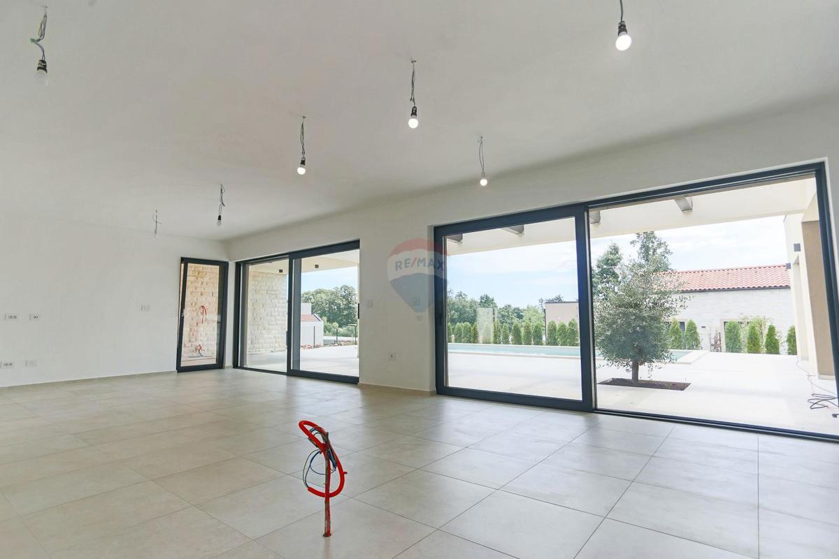 Hiša Žminj, 170m2