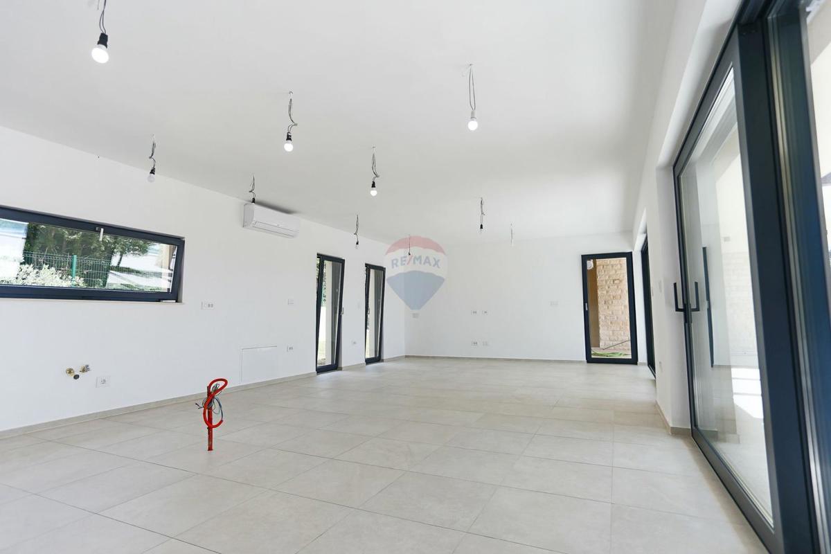 Hiša Žminj, 170m2