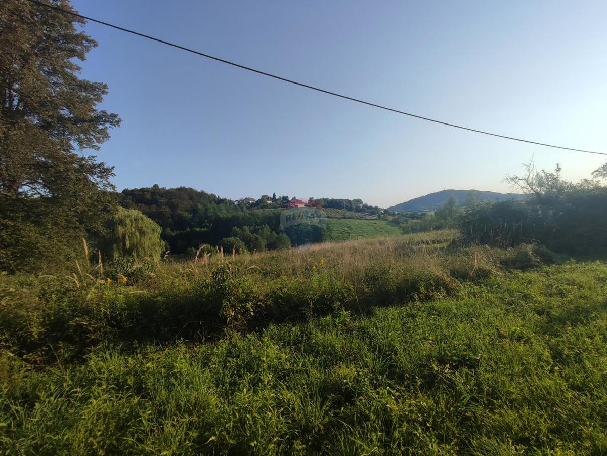 Stavbno zemljišče Cerovac Vukmanićki, Karlovac - Okolica, 756m2