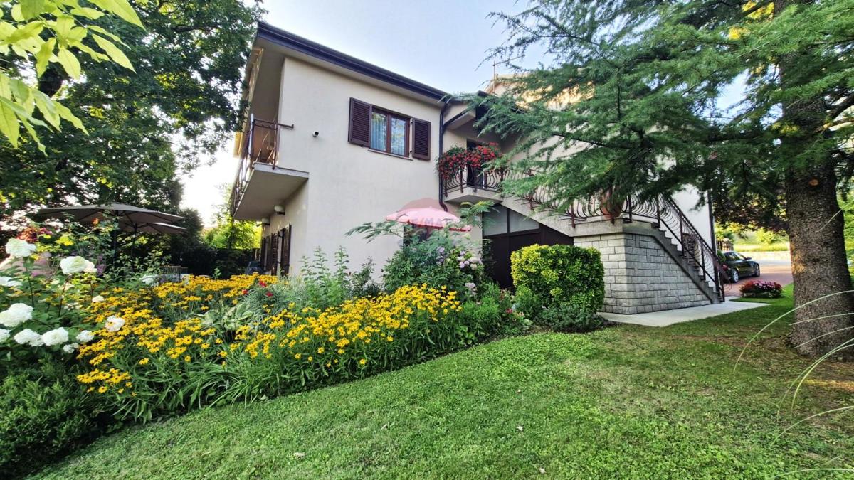 Hiša Zarečje, Pazin - Okolica, 200m2